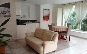 Suite Mimosa Con Piscina - Affitti Brevi Italia
